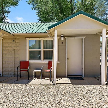 Mount Carmel Motel & Rv Near Zion Np Bryce Room Zewnętrze zdjęcie